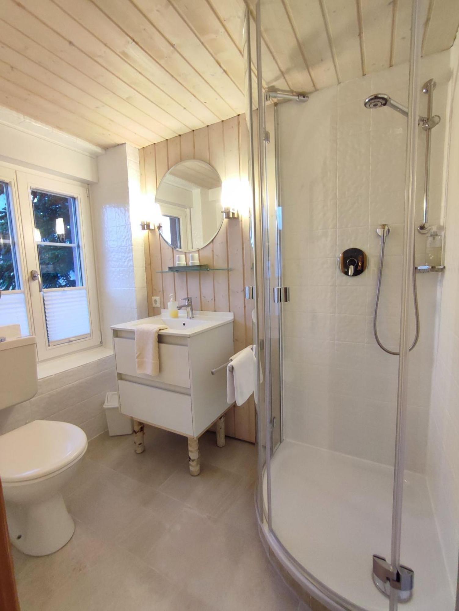 Boutique-Hotel Krone Denzlingen Habitación foto